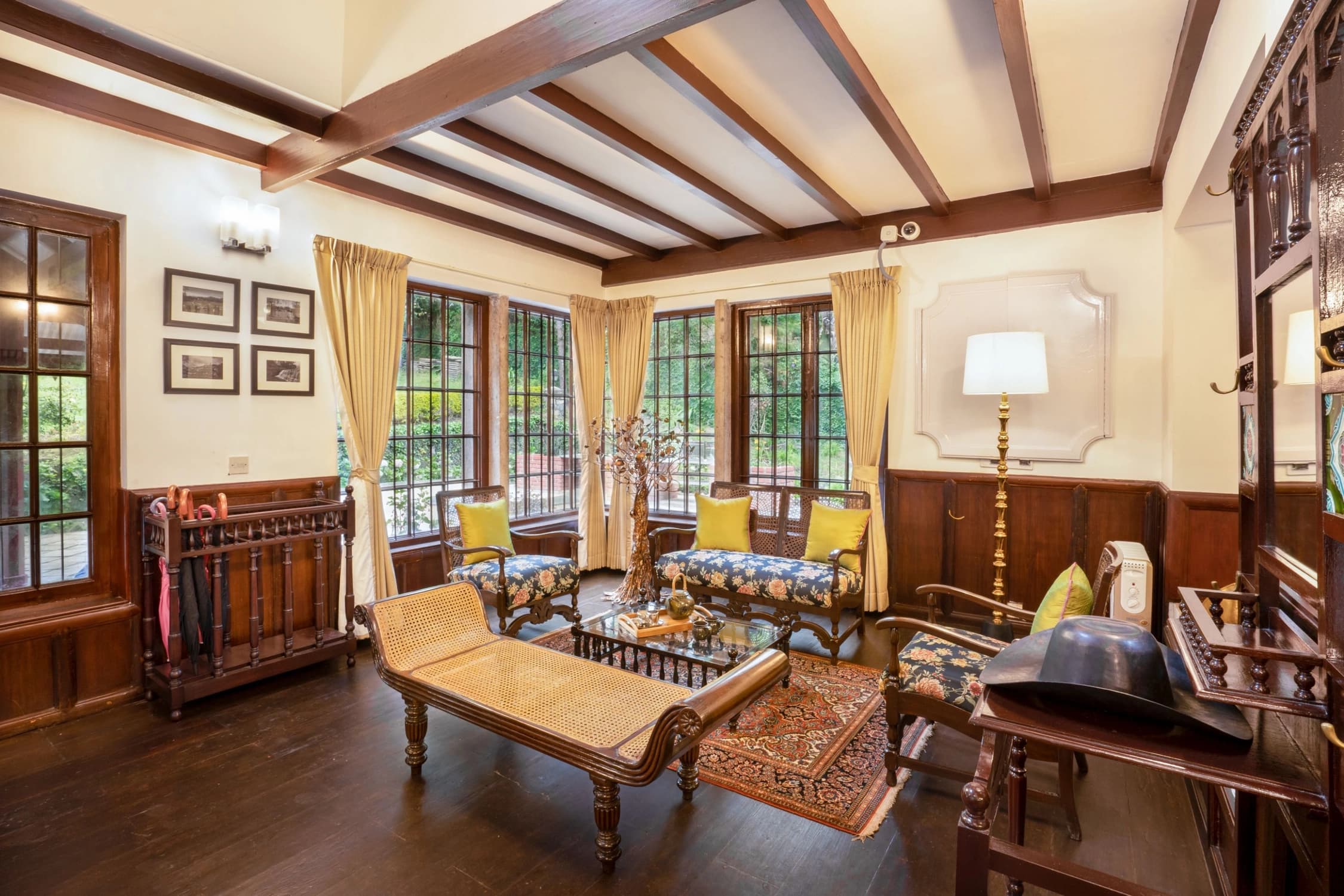 Front Lounge Seating