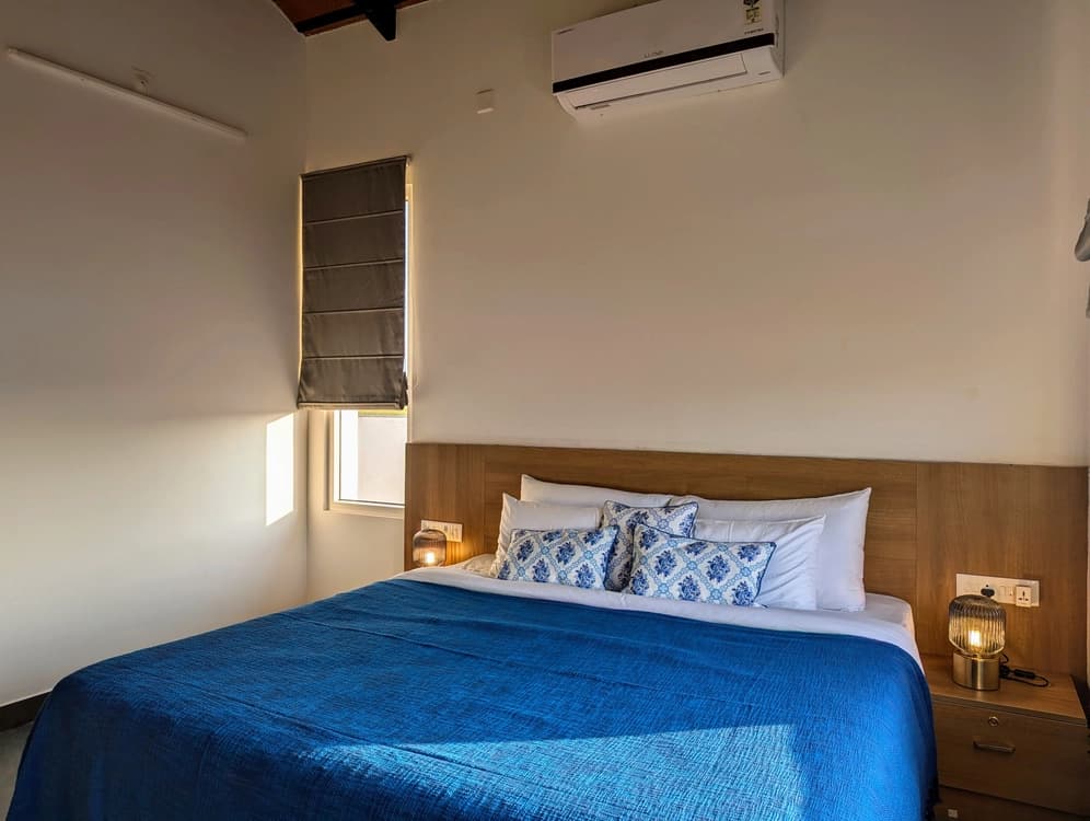 Superior King Bedroom