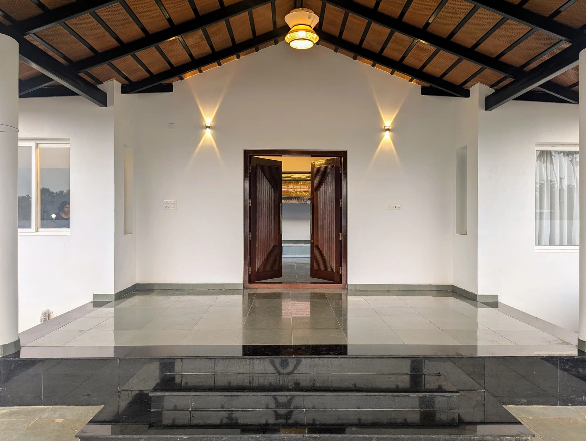 xl_3. The open Verandah